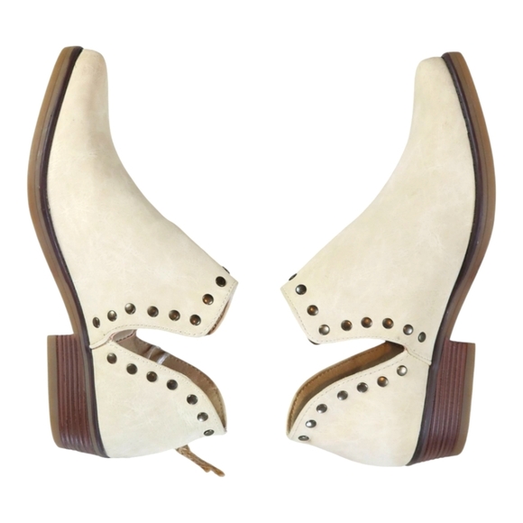 Seven Antonio Bootie 2035 White Studded Western Ankle Boots Size 9 - Picture 7 of 11